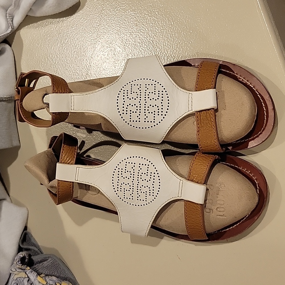 Tory Burch 7.5 White Leather Ankle Strap Sandals